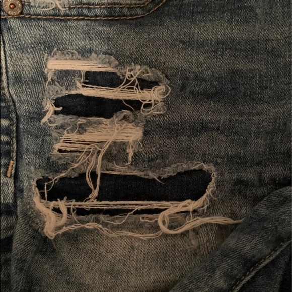 American Eagle Jean Shorts - Picture 4 of 6
